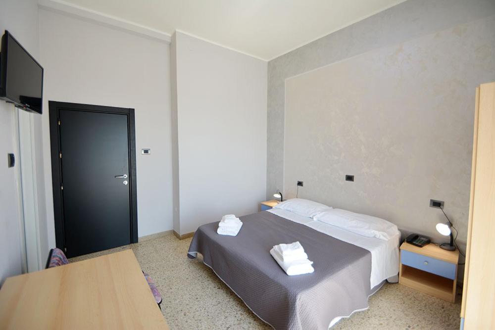 Hotel Bella Romagna Касал-Борсетти Экстерьер фото